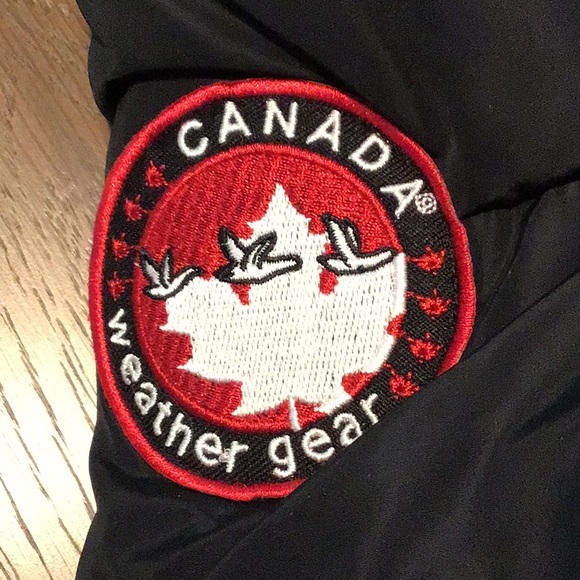 “New” Canada Weather Gear (Hooded Puffer) - Picture 10 of 16